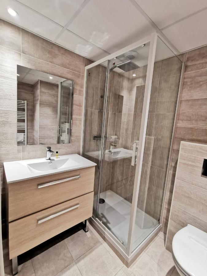Aparthotel Terres De France - Domaine Du Palais *