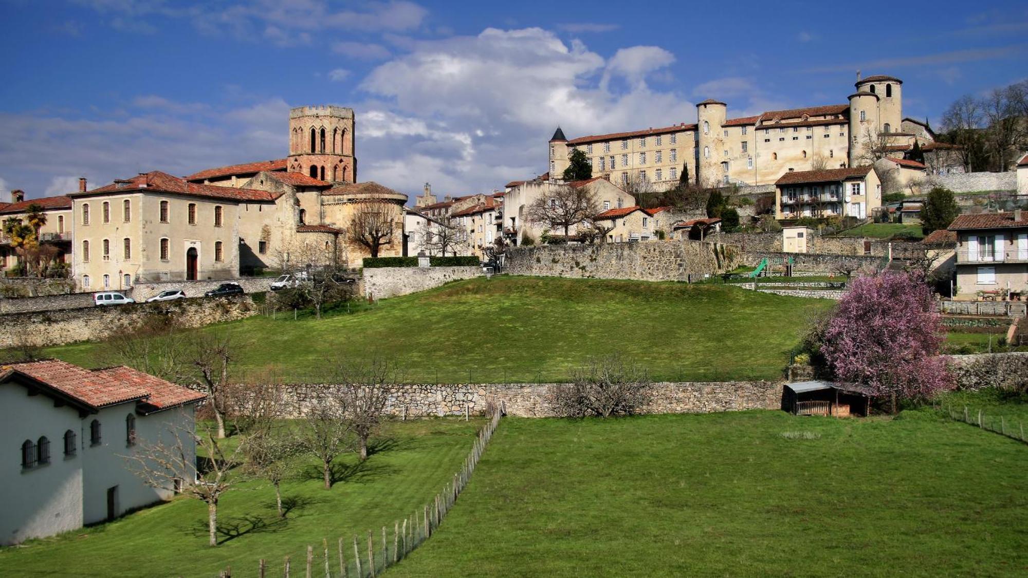 Aparthotel Terres De France - Domaine Du Palais *